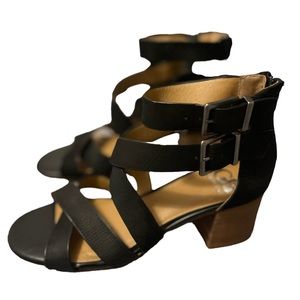 Gianni Bini Leather Sandals Size 7.5